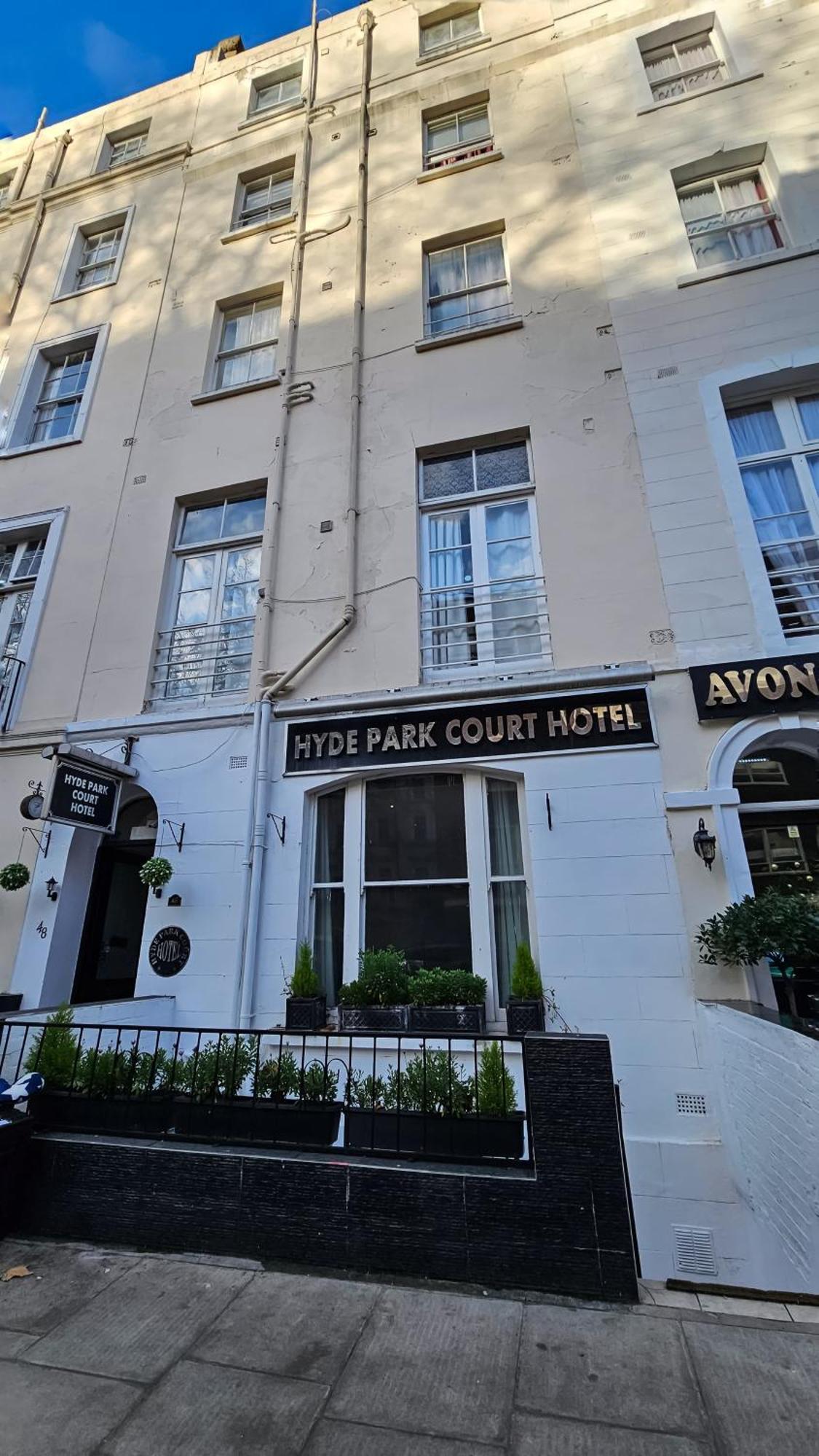 Hyde Park Court Hotel London Exterior photo