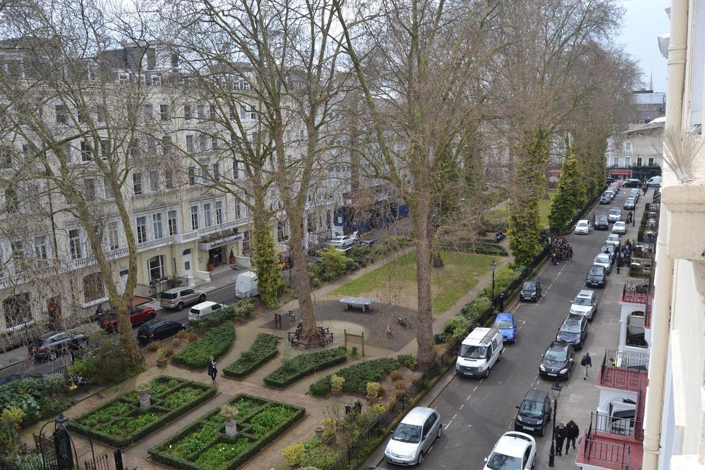 Hyde Park Court Hotel London Exterior photo